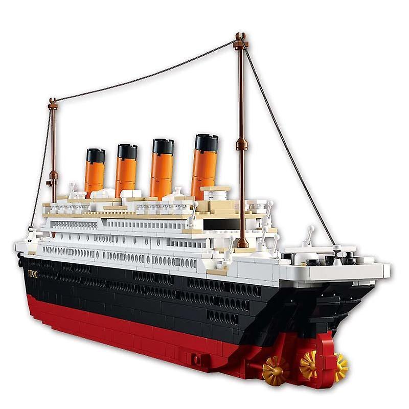 Action Toy Figures Titanic RMS cruise Boat ship City Model building kits Educational Figures diy toy