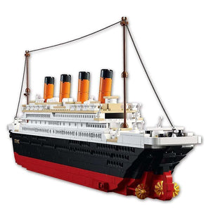 Action Toy Figures Titanic RMS cruise Boat ship City Model building kits Educational Figures diy toy