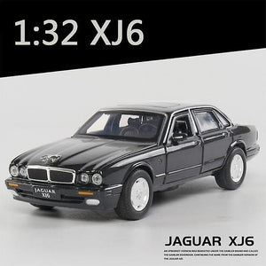 1:32 Jaguar XJ6 Car Model Alloy Car Model Sound and Light Children's Toy Collectibles(Black)WS16725