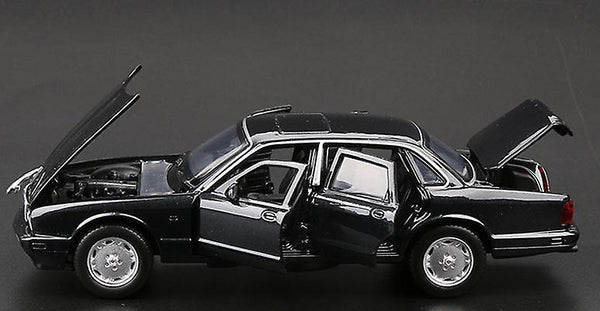 1:32 Jaguar XJ6 Car Model Alloy Car Model Sound and Light Children's Toy Collectibles(Black)WS16725