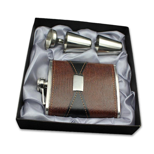 7oz Stainless Steel Portable Whiskey Hip Flask Foreskin Embossed Pot PU Leather Mini Jug BottlesWS29887