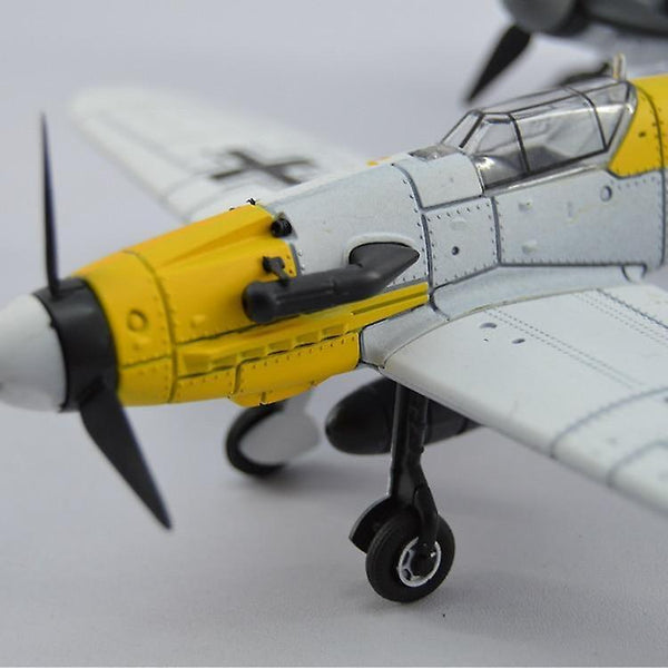 World War Ii Fighter Model B 109 4d Plas SM47219