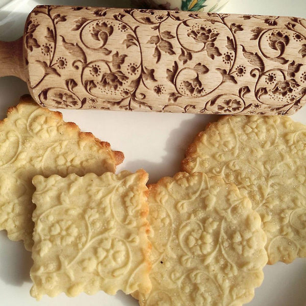 Christmas gift kids Rolling Pin Engraved Carved Wood Embossed Rolling Pin Kitchen Tool