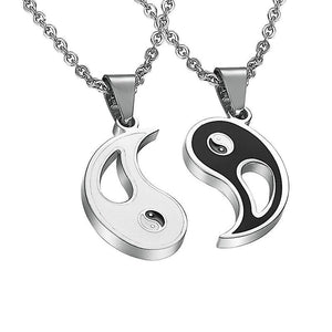 2.4x2.2cm female Necklaces 1 Pair Matching Yin Yang Pendant Puzzle Necklace For Friendship Couples Family